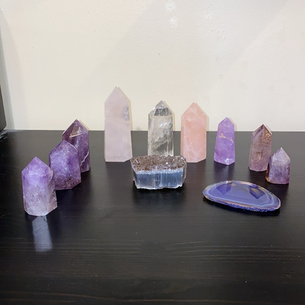 Decorative quartz crystals
